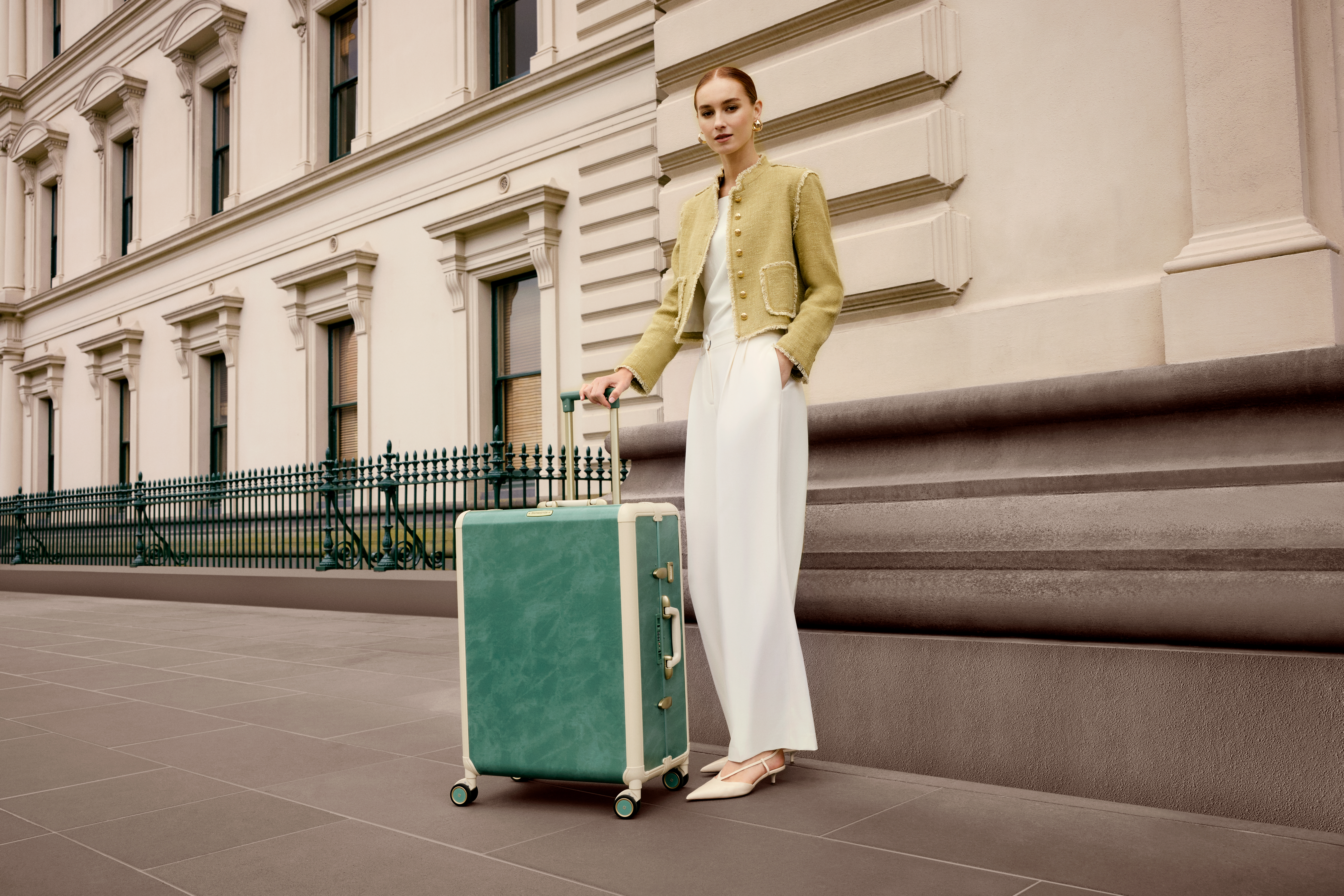 NEW STREAMLITE BRIEFCASE